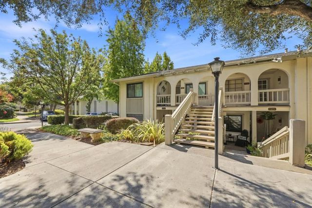5488 Cribari Green, San Jose, CA 95135