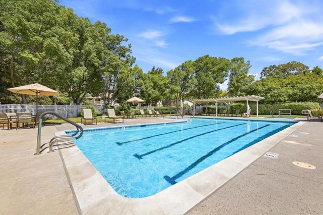5488 Cribari Green, San Jose, CA 95135