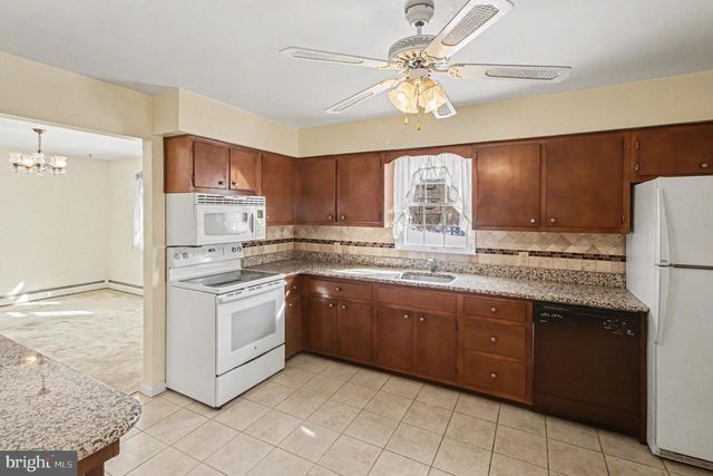 180 8TH AVE, Collegeville, PA 19426