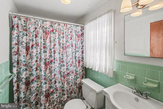 180 8TH AVE, Collegeville, PA 19426