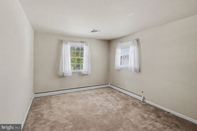 180 8TH AVE, Collegeville, PA 19426