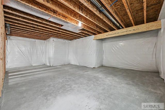 6883 Bronson Drive, Idaho Falls, ID 83402