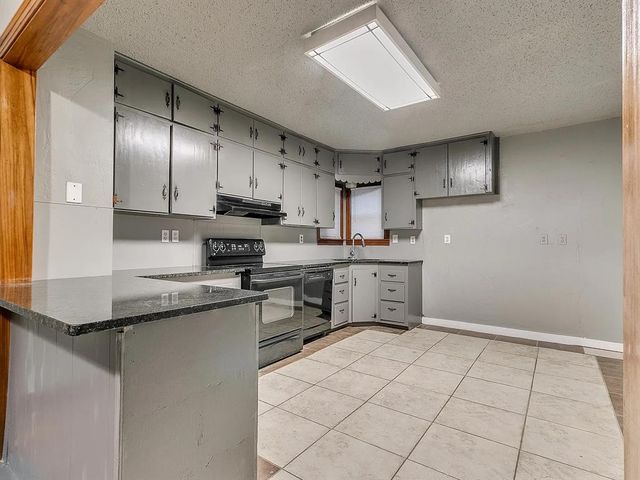 2033 NW 31st Terrace, Oklahoma City, OK 73118