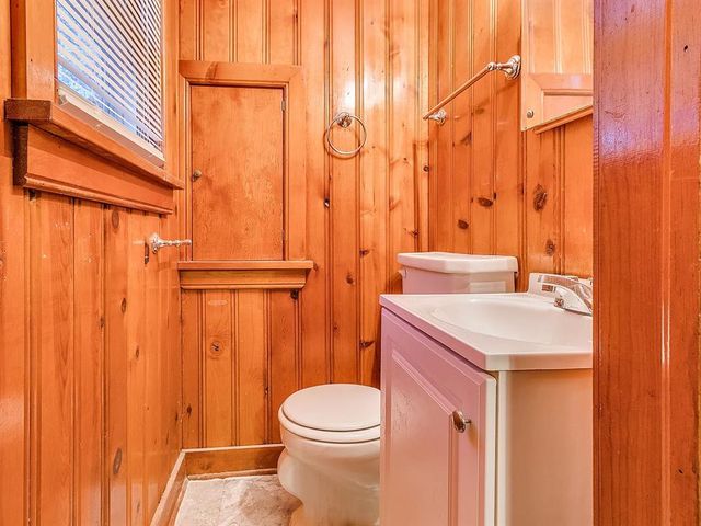 2033 NW 31st Terrace, Oklahoma City, OK 73118