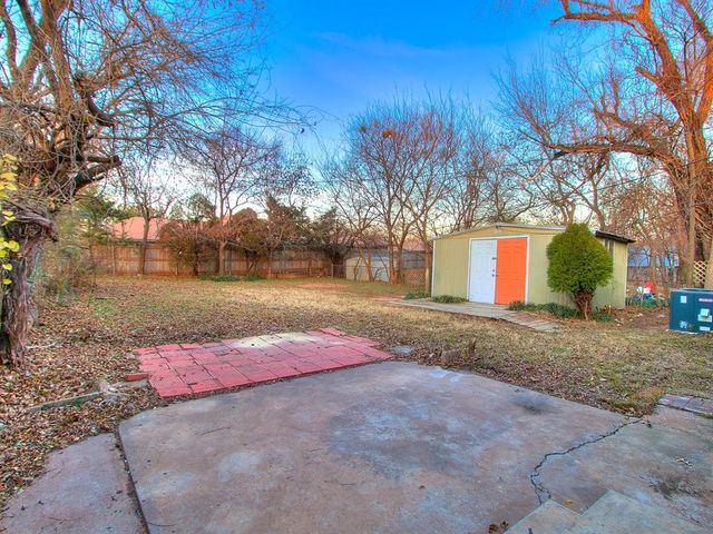2033 NW 31st Terrace, Oklahoma City, OK 73118