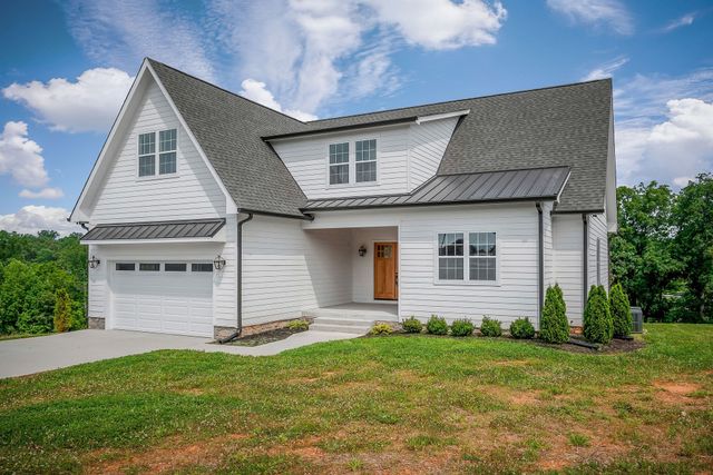 617 Post Office Rd, Rock Island, TN 38581