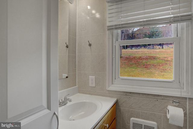 26233 GREAT COVE ROAD, Mcconnellsburg, PA 17233