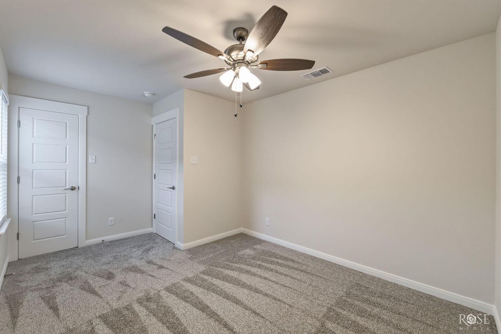 Image 14 of property listing at 3025 Walnut Hill Drive, San Angelo, TX 76904