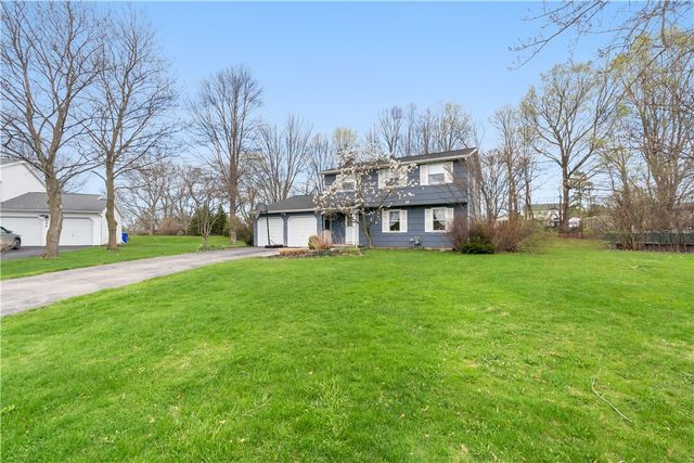 755 Tanya Cir, Webster, NY 14580