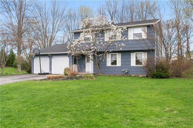 755 Tanya Cir, Webster, NY 14580