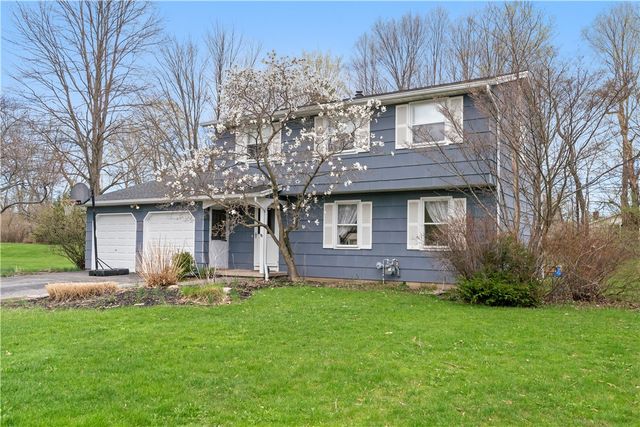 755 Tanya Cir, Webster, NY 14580