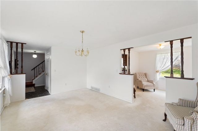 755 Tanya Cir, Webster, NY 14580