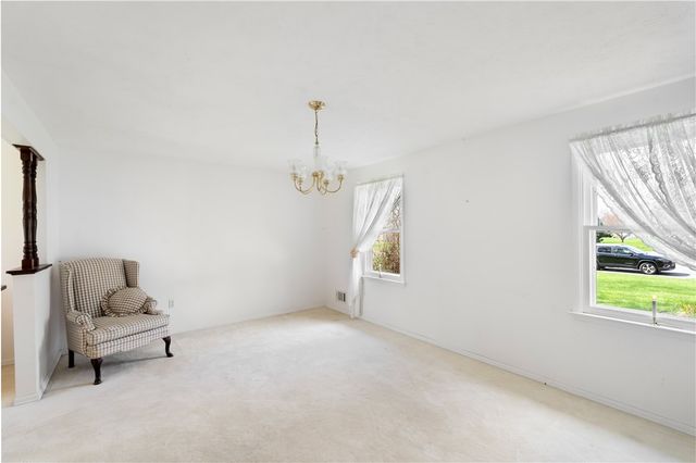 755 Tanya Cir, Webster, NY 14580