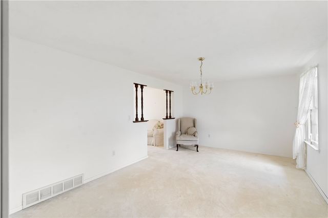 755 Tanya Cir, Webster, NY 14580