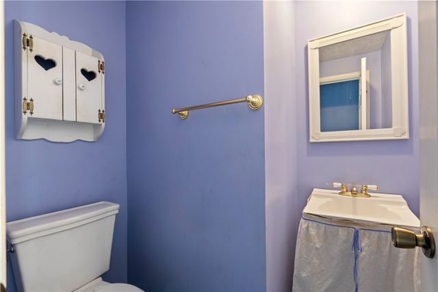 755 Tanya Cir, Webster, NY 14580