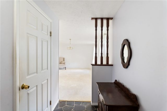 755 Tanya Cir, Webster, NY 14580