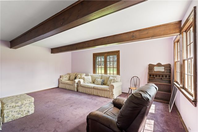 755 Tanya Cir, Webster, NY 14580