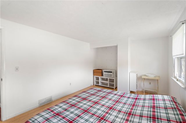 755 Tanya Cir, Webster, NY 14580