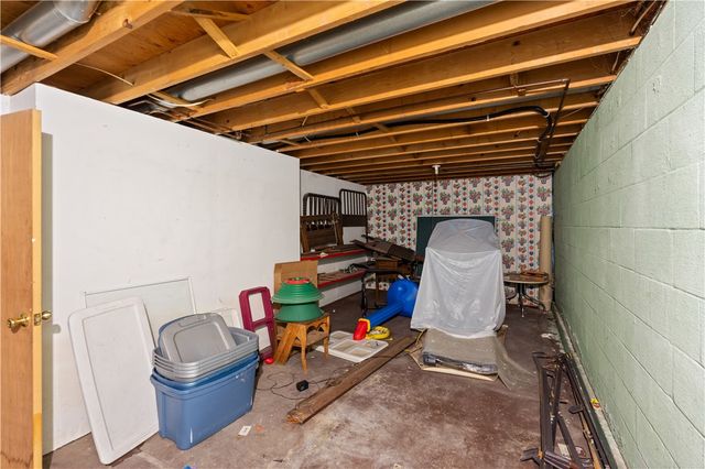 755 Tanya Cir, Webster, NY 14580