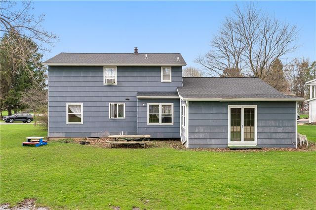 755 Tanya Cir, Webster, NY 14580