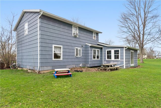 755 Tanya Cir, Webster, NY 14580