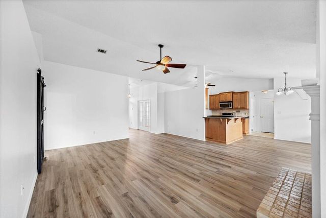 9655 Parker Lake Circle, Navarre, FL 32566