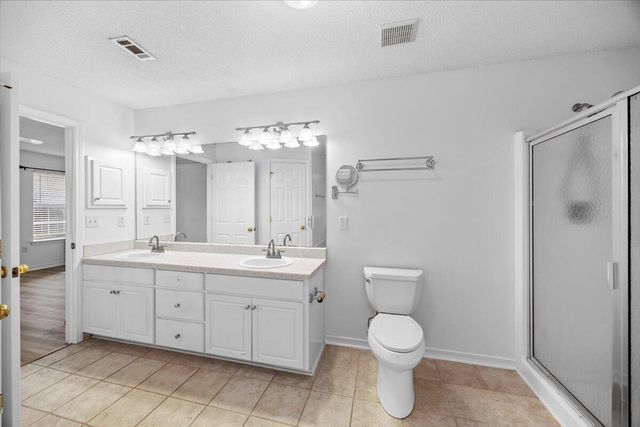 9655 Parker Lake Circle, Navarre, FL 32566