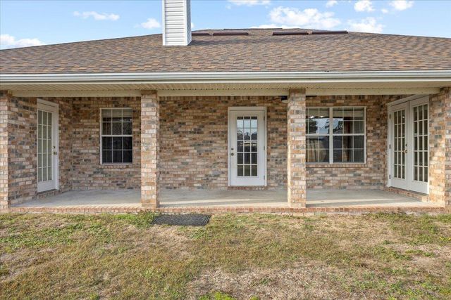 9655 Parker Lake Circle, Navarre, FL 32566