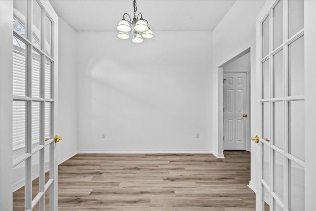 9655 Parker Lake Circle, Navarre, FL 32566