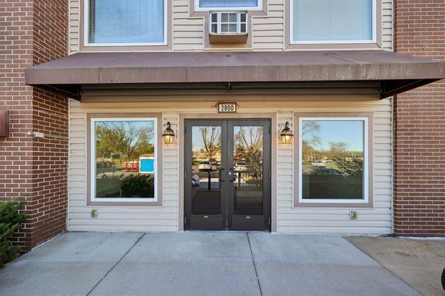2800 Hillsboro Avenue N 315, New Hope, MN 55427