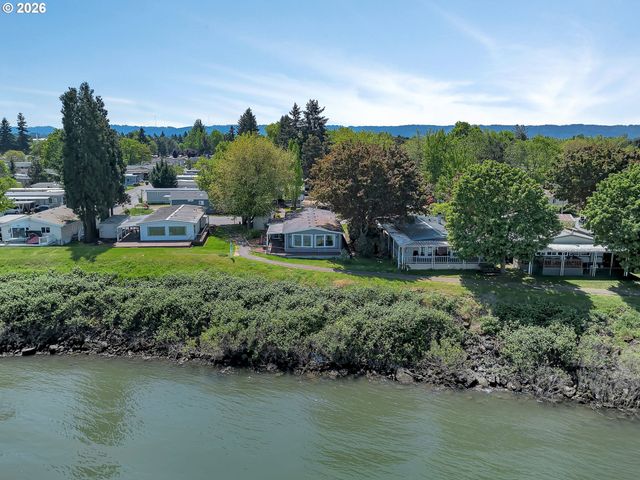 2201 N MENZIES Dr, Portland, OR 97217