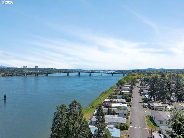 2201 N MENZIES Dr, Portland, OR 97217
