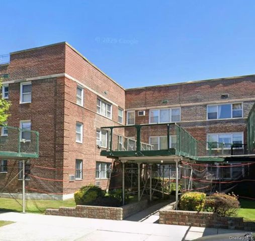 138-25 68th Drive 1A, Flushing, NY 11367