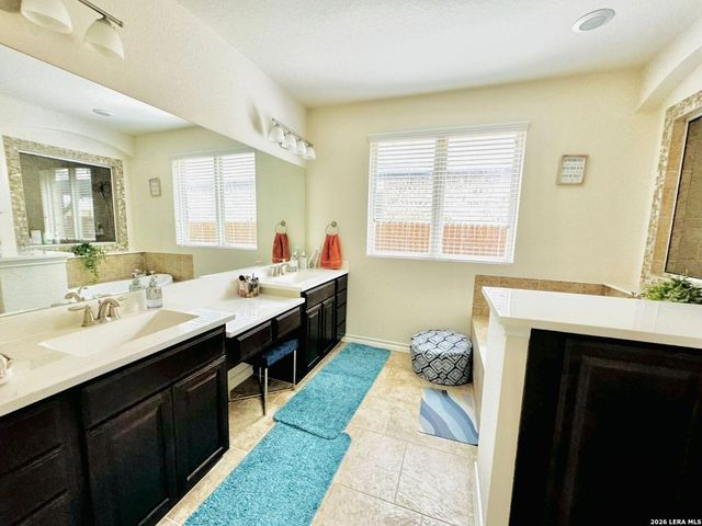 7631 McKinney Hills, San Antonio, TX 78254