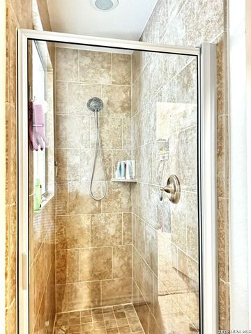 7631 McKinney Hills, San Antonio, TX 78254