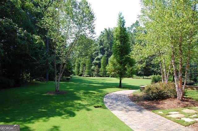 1110 Westchester Ridge NE, Atlanta, GA 30329