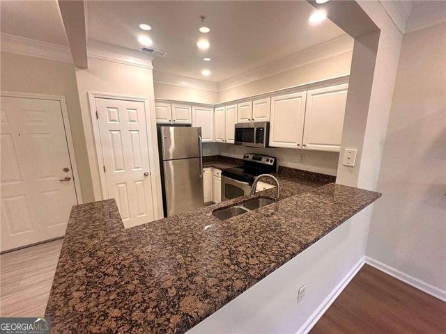 1110 Westchester Ridge NE, Atlanta, GA 30329