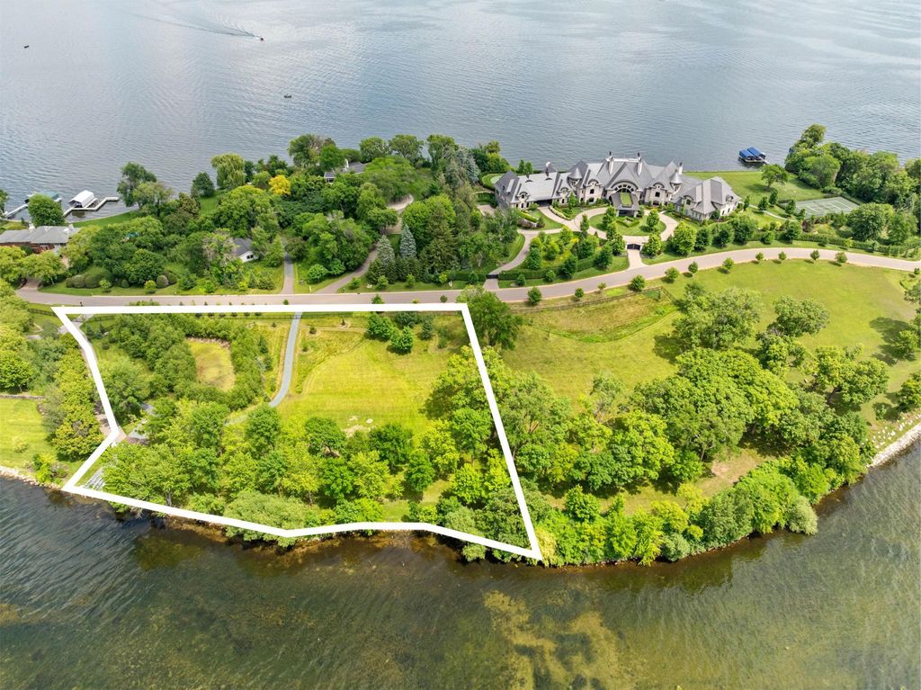1365 Bracketts Point Road, Wayzata, MN 55391 — photo 2