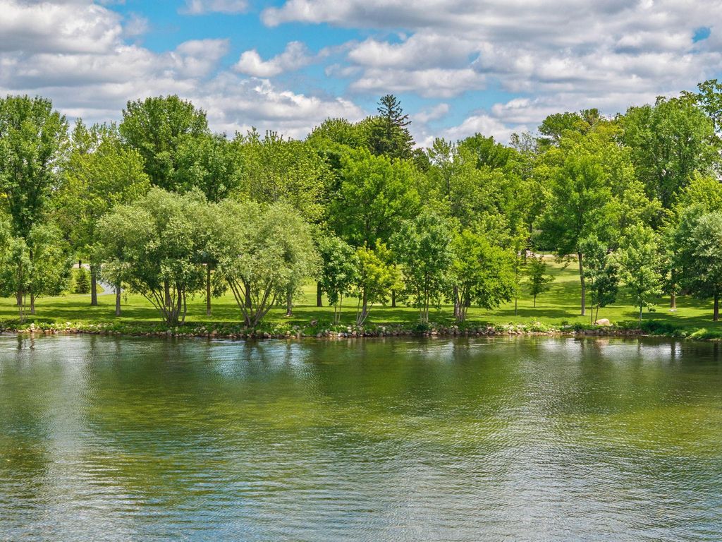 1365 Bracketts Point Road, Wayzata, MN 55391 — photo 3