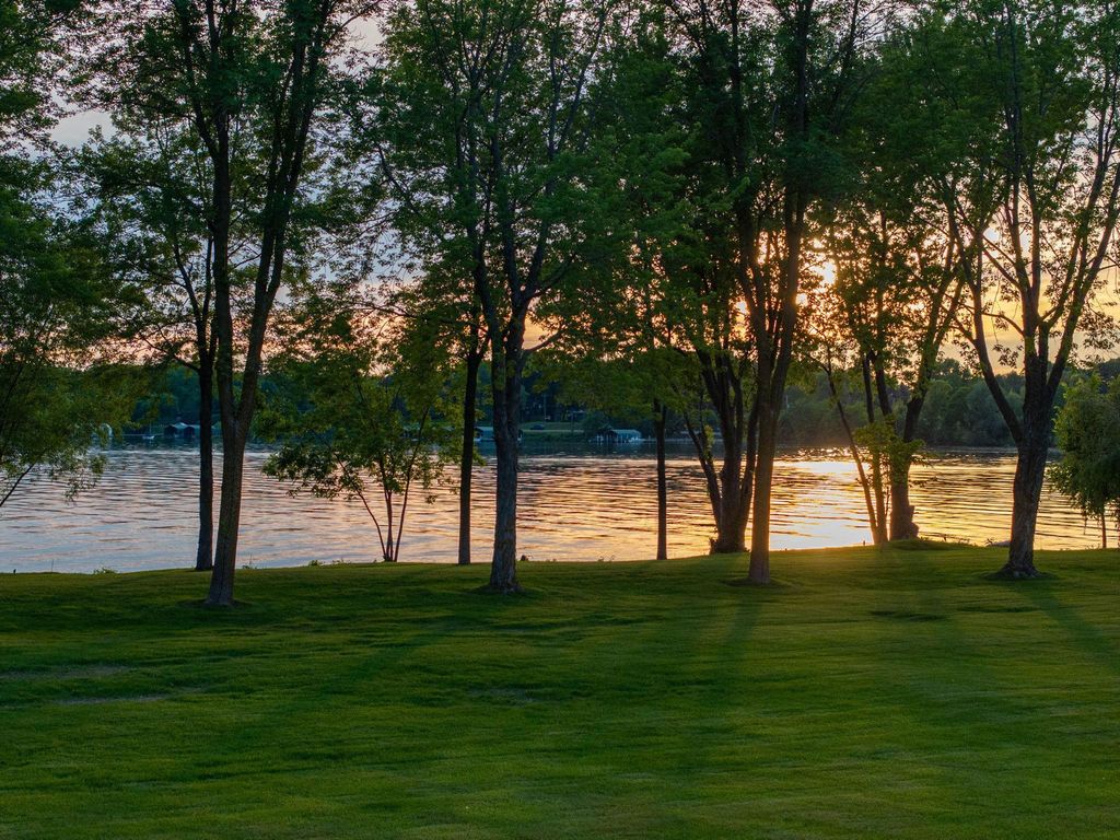1365 Bracketts Point Road, Wayzata, MN 55391 — photo 5