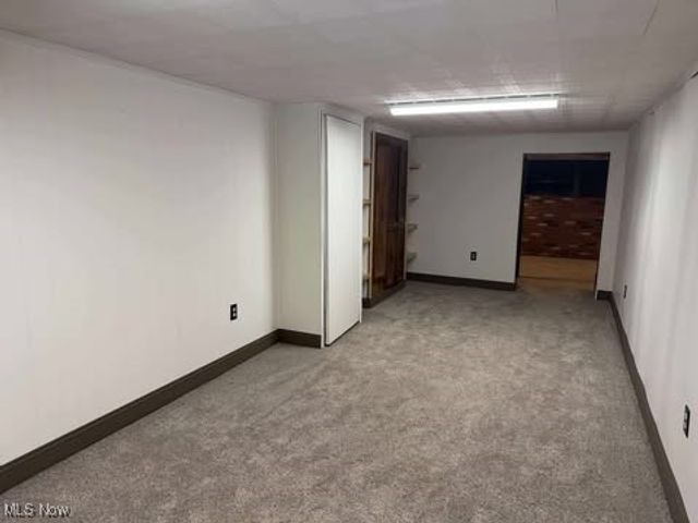 15904 E Liverpool Road, East Liverpool, OH 43920