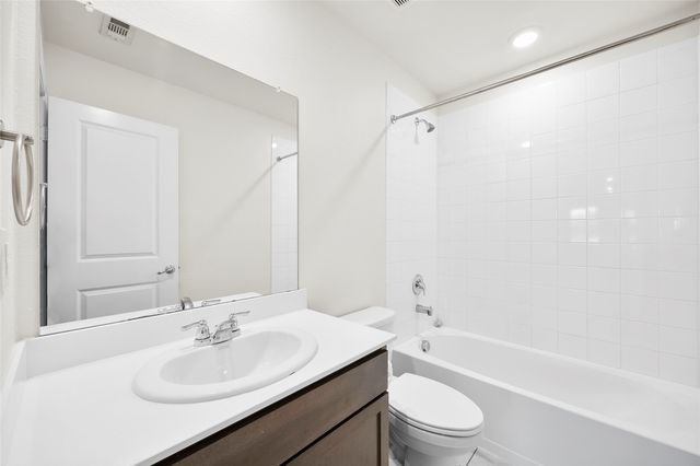 501 Farmhouse Lane, Josephine, TX 75189