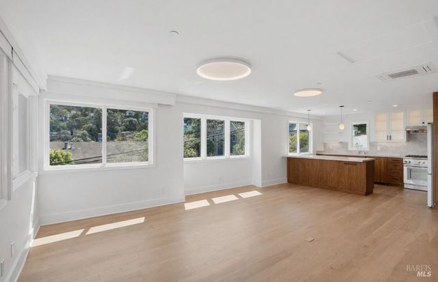 416 Richardson St, Sausalito, CA 94965