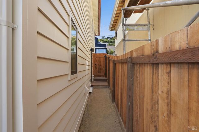 416 Richardson St, Sausalito, CA 94965