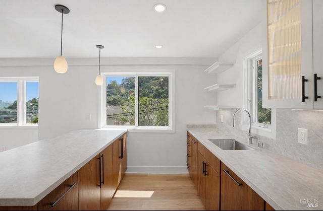 416 Richardson St, Sausalito, CA 94965
