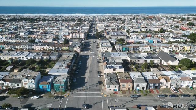 2036 Noriega Street, San Francisco, CA 94122