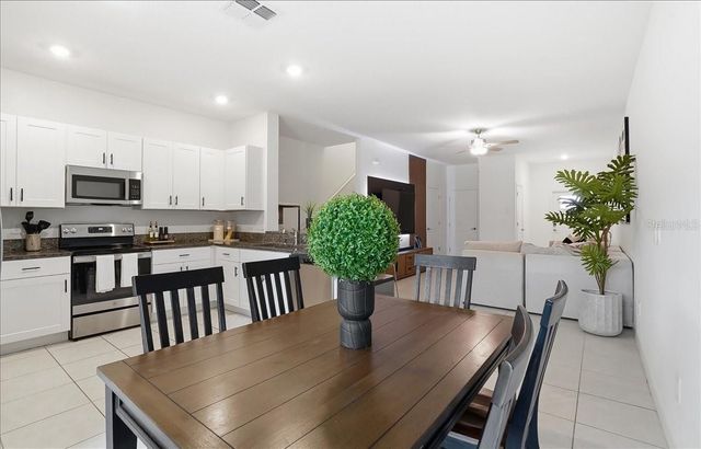 10336 TRUMPET HONEYSUCKLE WAY, San Antonio, FL 33576