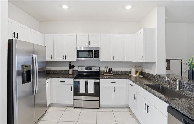 10336 TRUMPET HONEYSUCKLE WAY, San Antonio, FL 33576