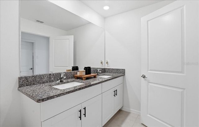 10336 TRUMPET HONEYSUCKLE WAY, San Antonio, FL 33576