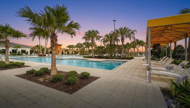 10336 TRUMPET HONEYSUCKLE WAY, San Antonio, FL 33576